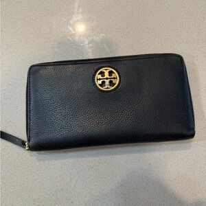 Tory Burch Wallet